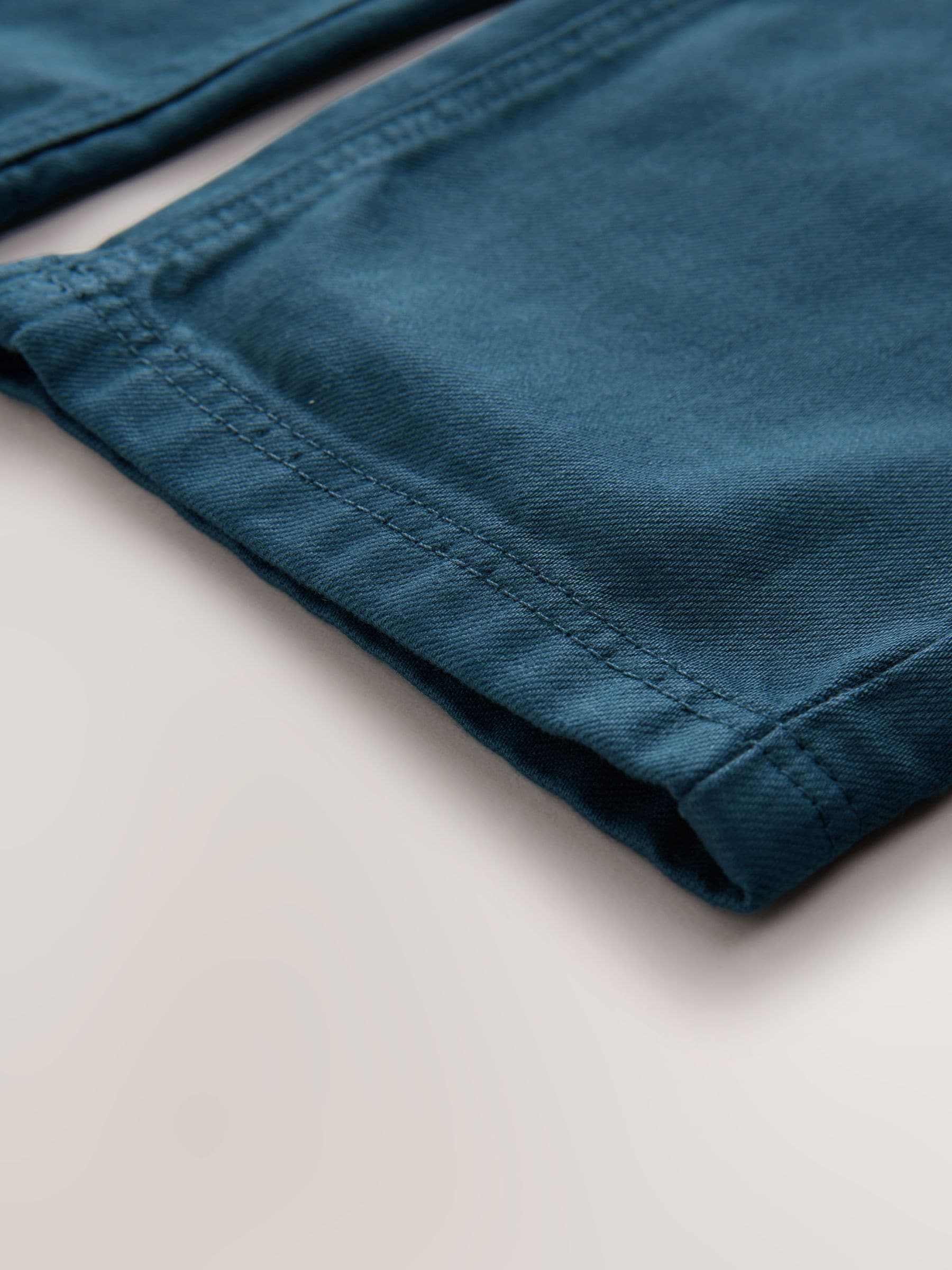 Marineblauw - Twill jeans met aantrekkoord (3-16jr)