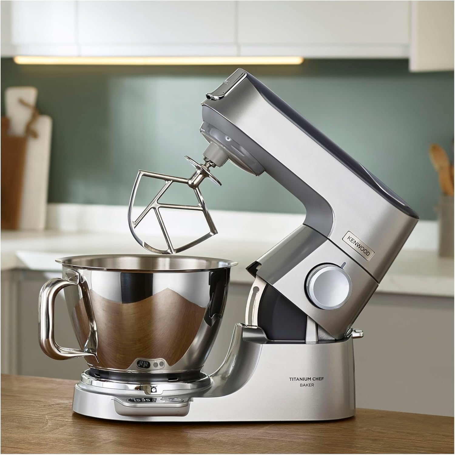 Kenwood Küchenmaschine Titanium Chef Baker XL KVL85.224SI, Küchenmaschine mit Waage, 7L & 5L Edelstahlschüssel, inkl. 6-teiligem Patisserie-Set, Mixaufsatz & Fleischwolf, 1200W, Silber