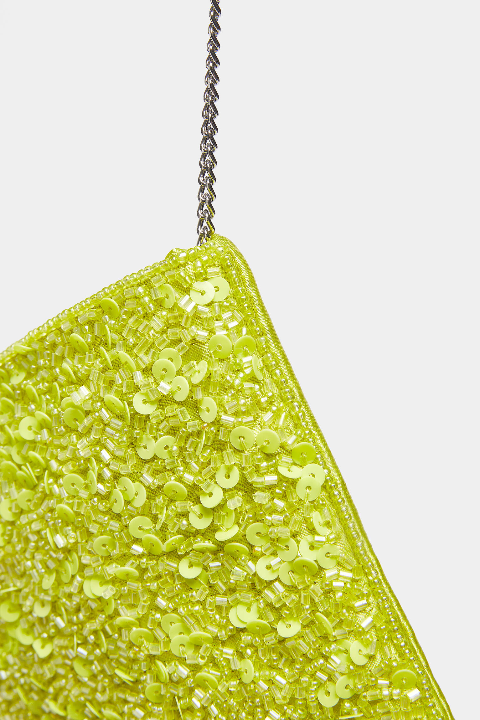 BOLSA TRANSVERSAL COM PAETÊS - MULTICOLORIDA