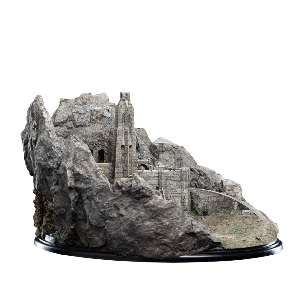 The Lord of the Rings Trilogy - Environment - Helm's Deep Statue