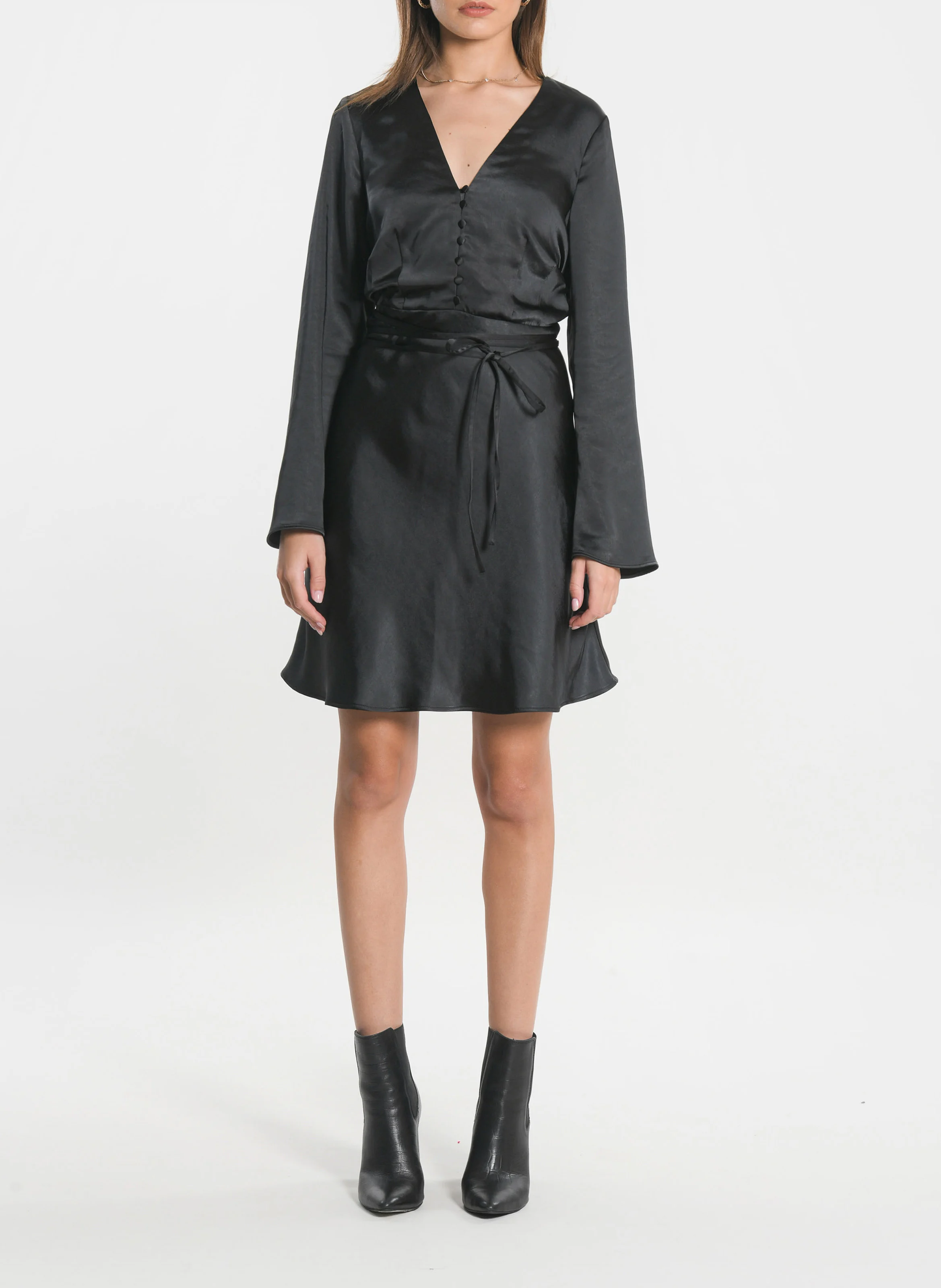 SIA - Robe courte satinée | Noir