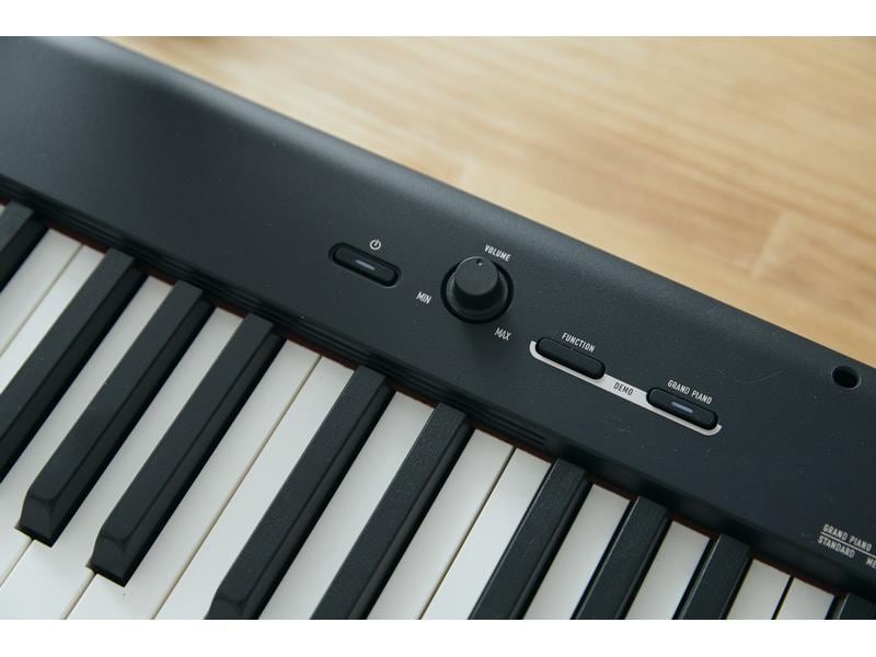 Casio E-Piano CDP-S110BK Schwarz Das Einsteigermodell der CDP-S Digitalpiano-Serie mit gewichtetem Scaled-Hammer-Action-Keyboard II mit 88 Tasten