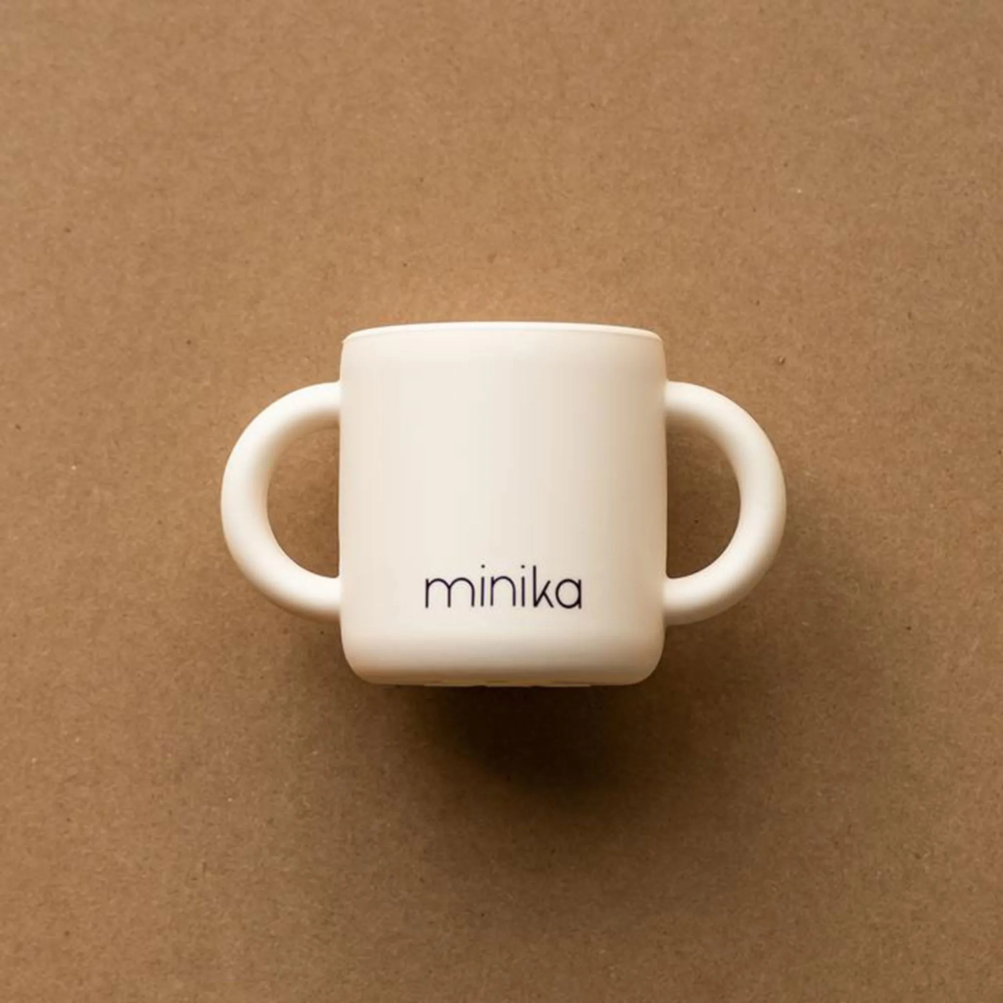 Minika Tasse d'Apprentissage en Silicone avec Poignées