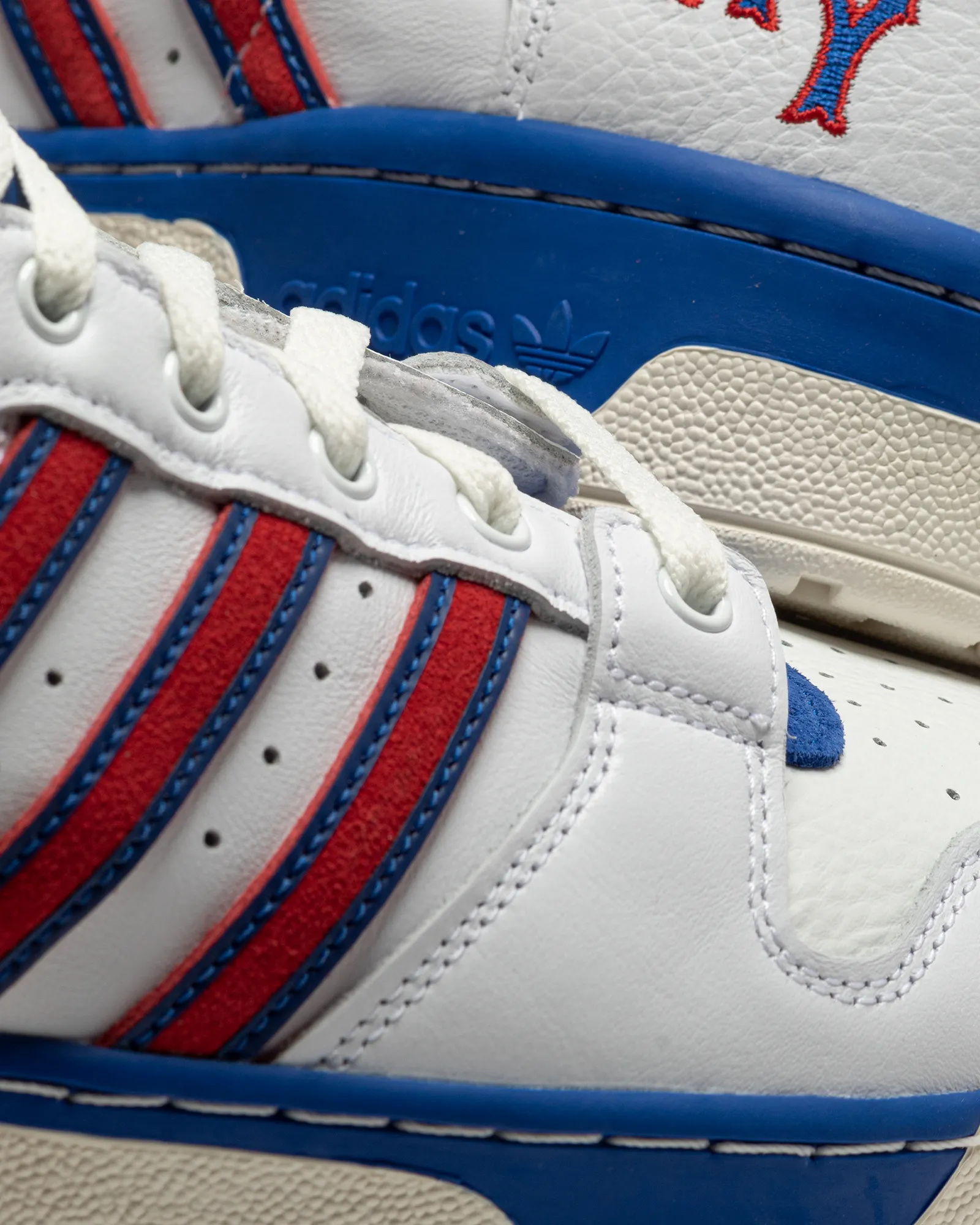 Adidas CONDUCTOR HI