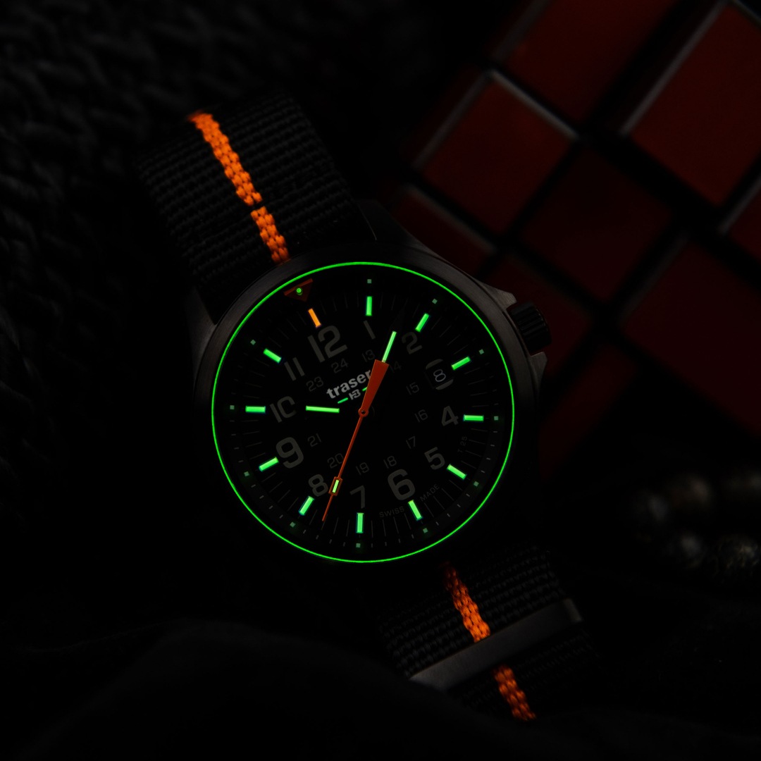 traser P67 Officer Pro Black / Orange
