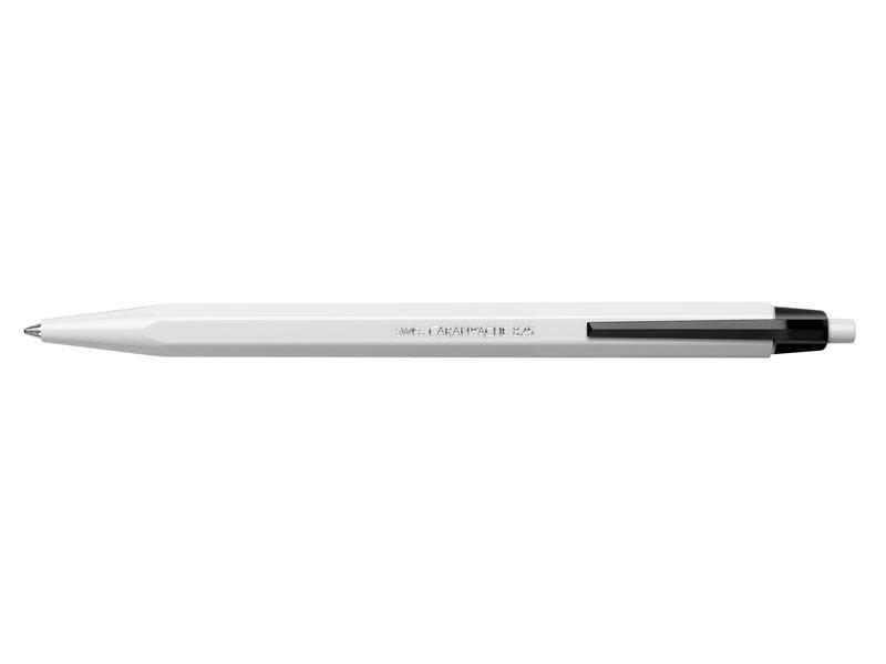 Caran d'Ache Kugelschreiber 825 Schwarz Kuli mit flexiblem Clip und Druckmechanismus