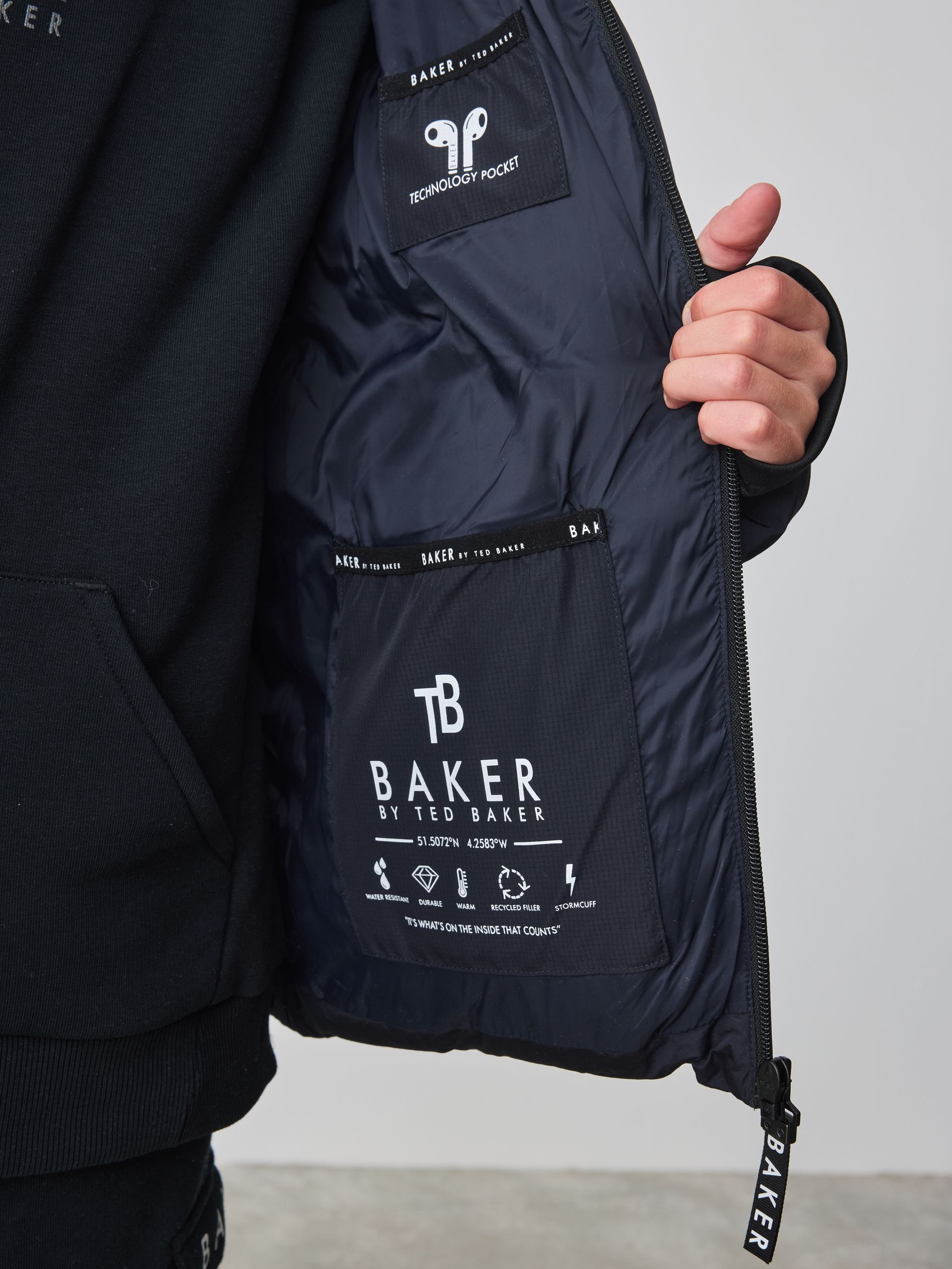 Marineblauw - Baker by Ted Baker - Regenbestendige gewatteerde jacks