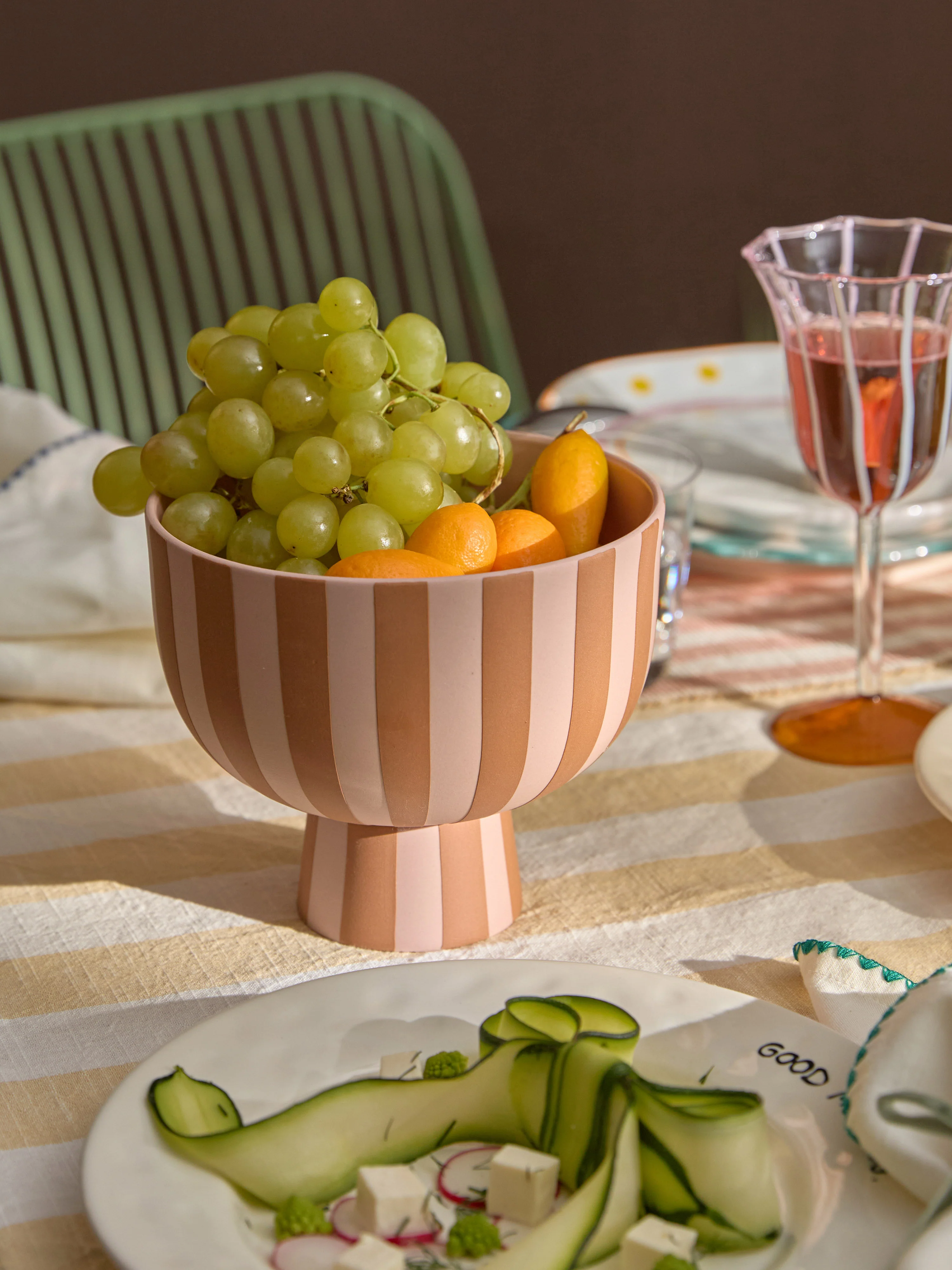 Handgemaakte decoratieve schaal Toppu
