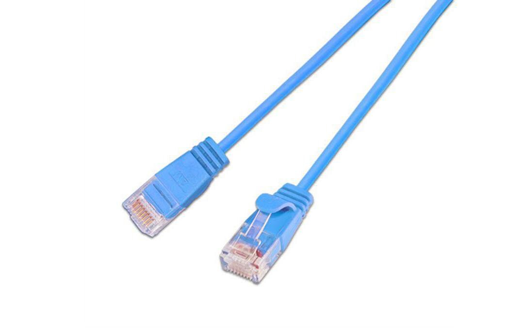 Slimpatchkabel RJ-45 - RJ-45, Cat 6, UTP, 2 m, BlauLightpatchkabel rund, ungeschirmtes Twisted-Pair-Kabel (U/UTP) mit Klinkenschutz