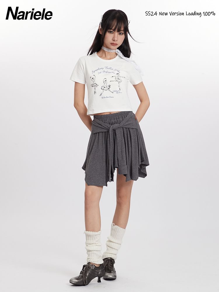Nariele - Korte mouw ballet- en letterprint slim-fit crop top