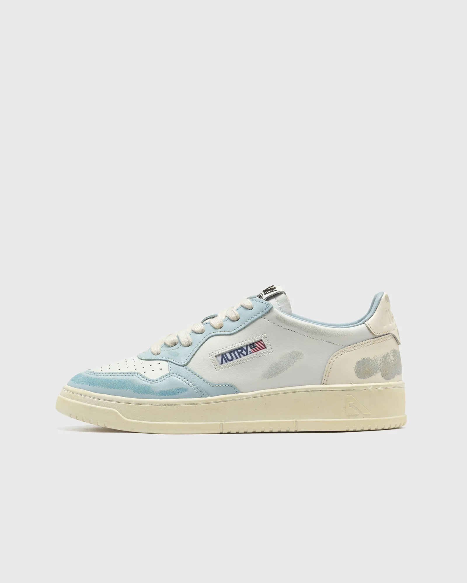 Autry Action Shoes WMNS SUP VINT LOW