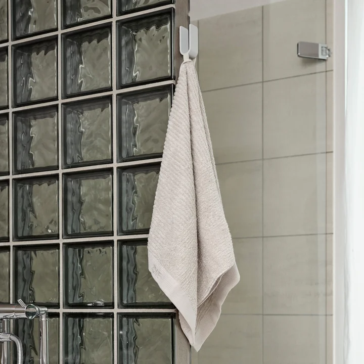 Zone Denmark - Classic Badetuch, 70 x 140 cm, dunkelblau