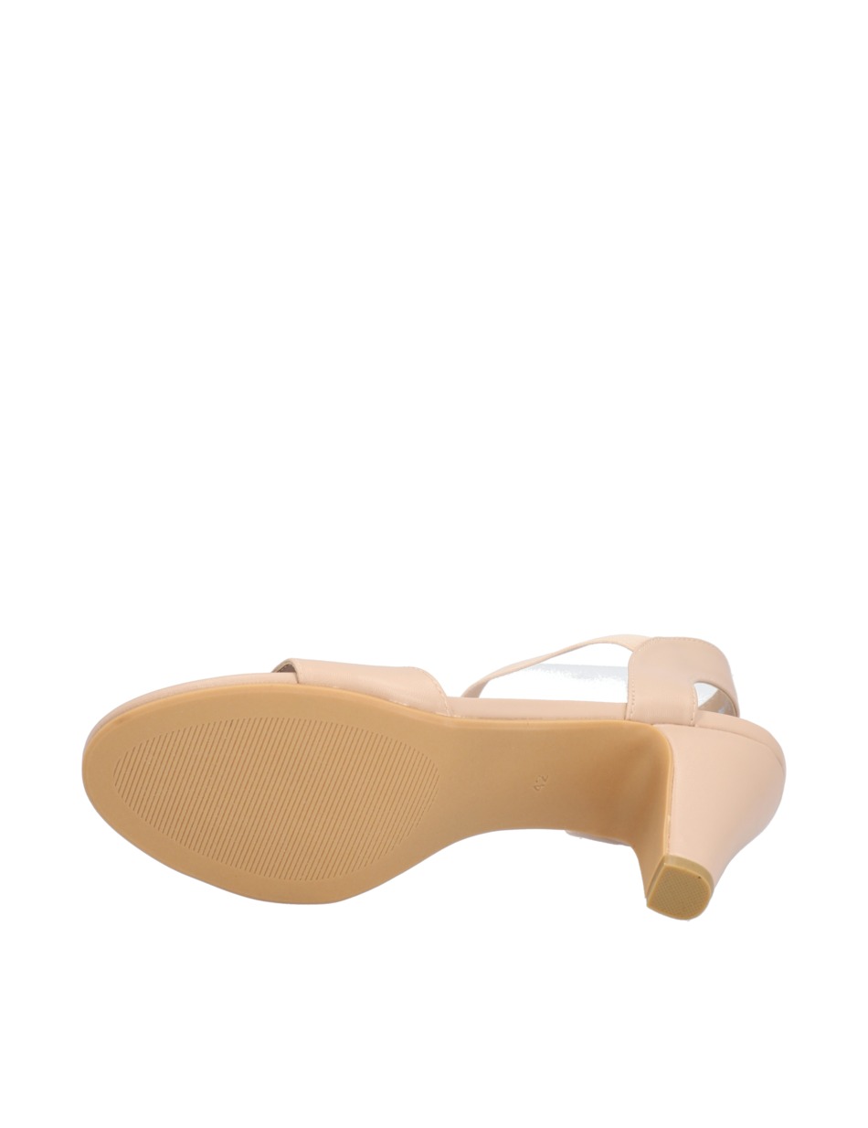 Klassische Sandalen