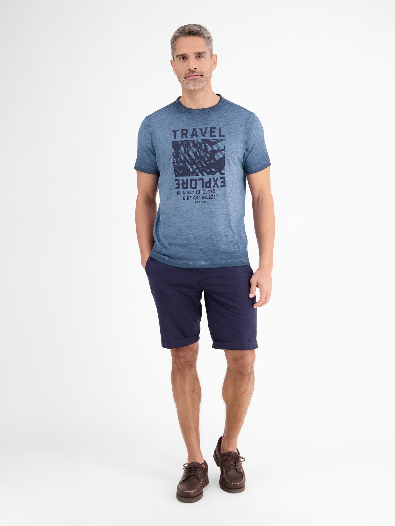 Modisches Herren T-Shirt mit Brustprint