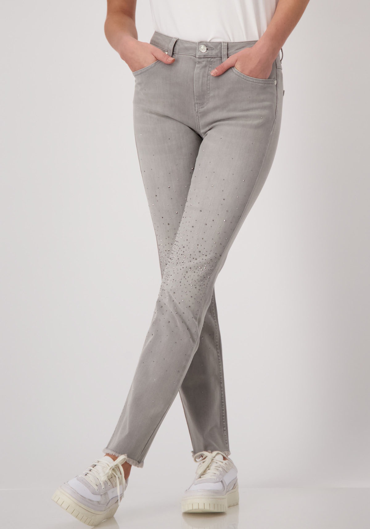 Monari Röhrenhose  mit Glitzernieten