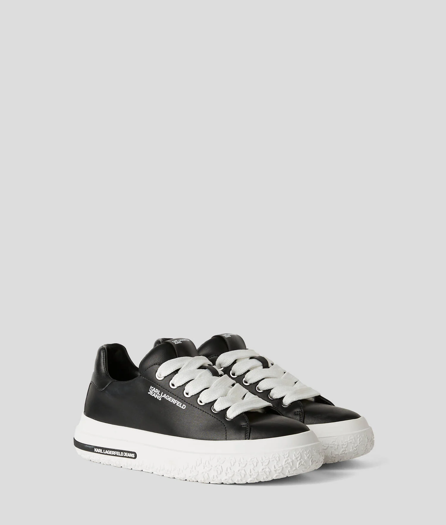 BASKETS EN CUIR KLJ