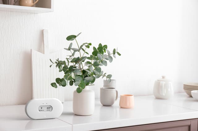 Airthings View Plus komplet luftkvalitetsmåler AIRTHINGS2960