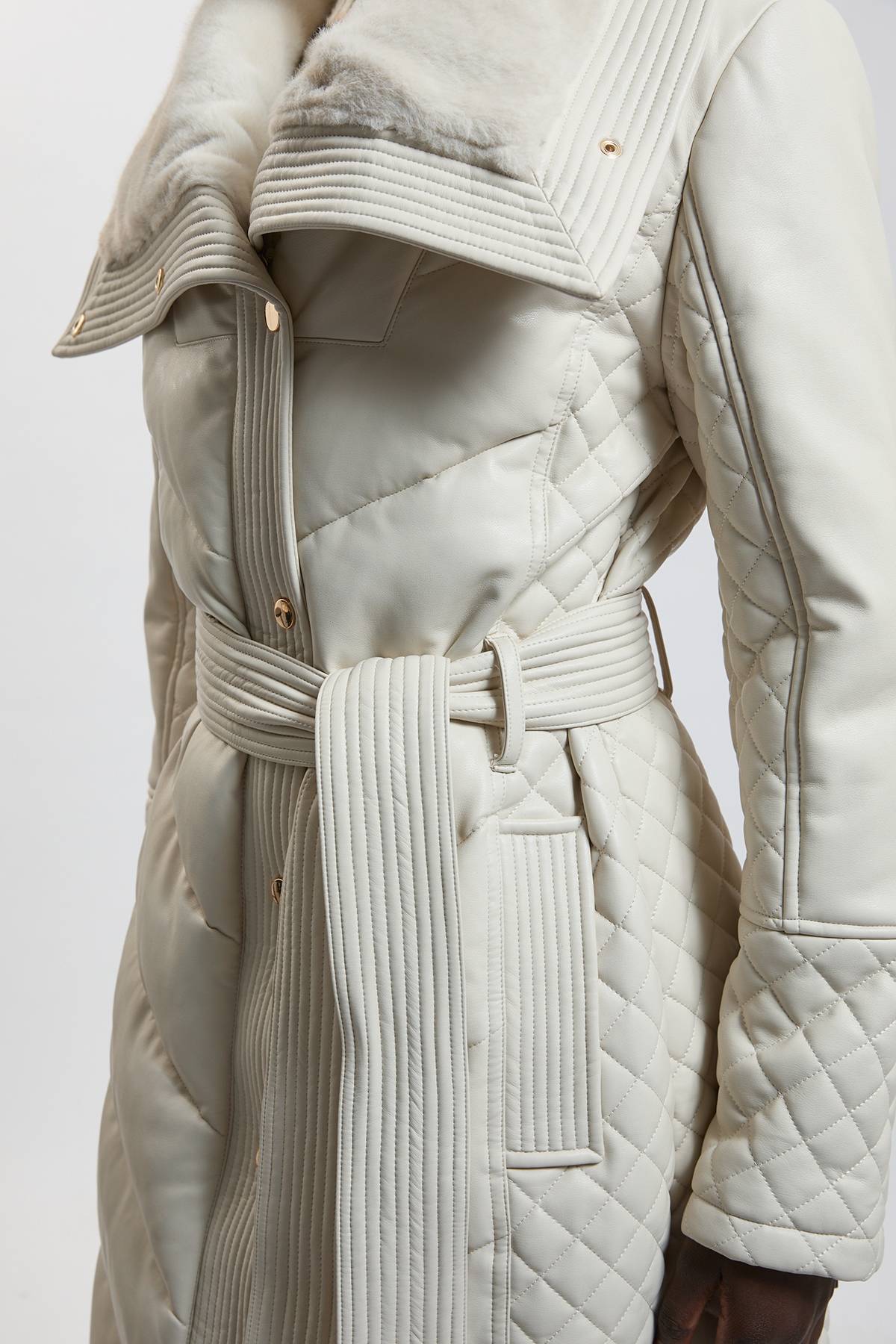 KarenMillen Manteau Mi-Long Matelassé en synthétiquecuir et synthétique