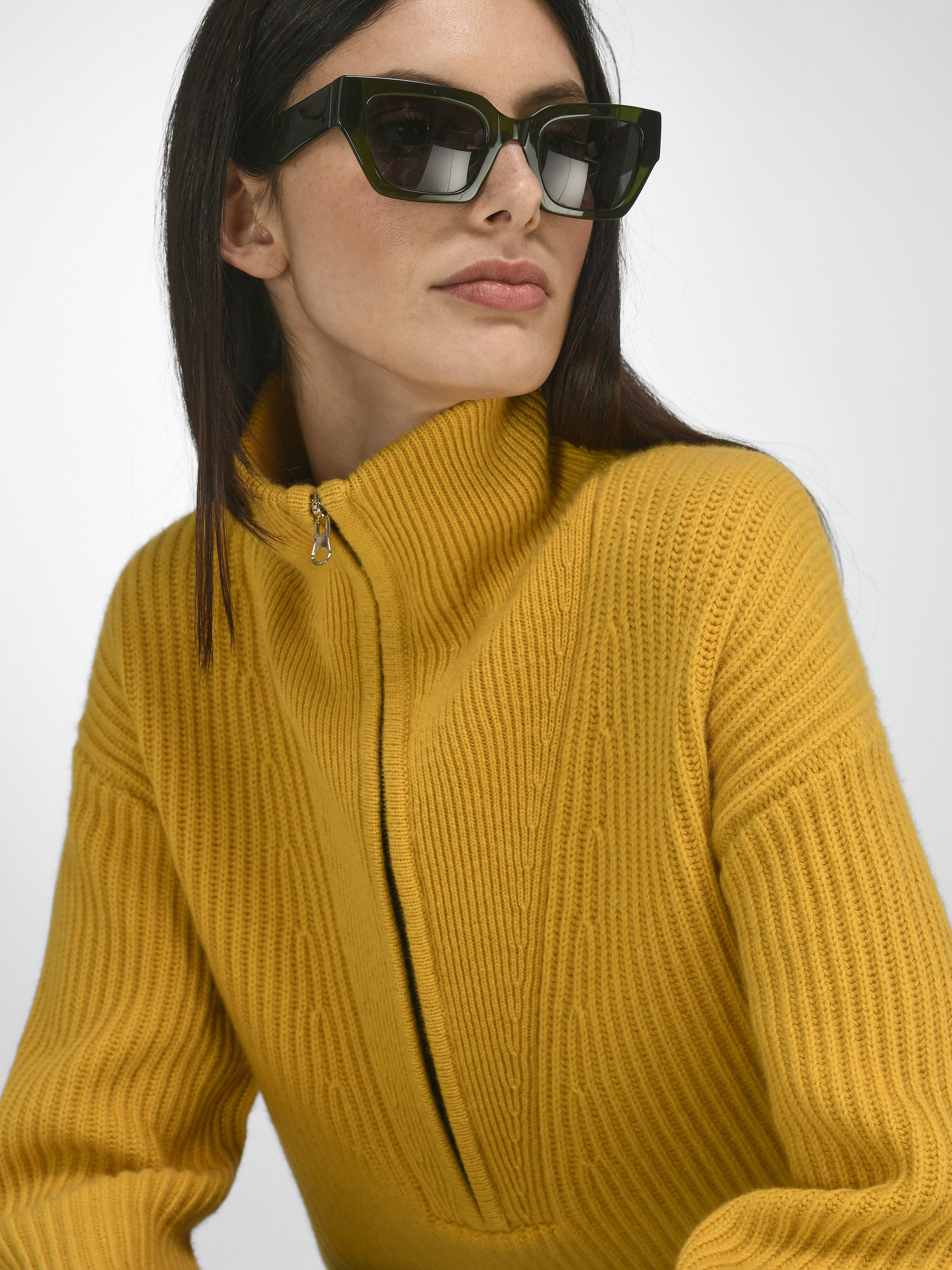 Pullover mit überschnittener Schulter