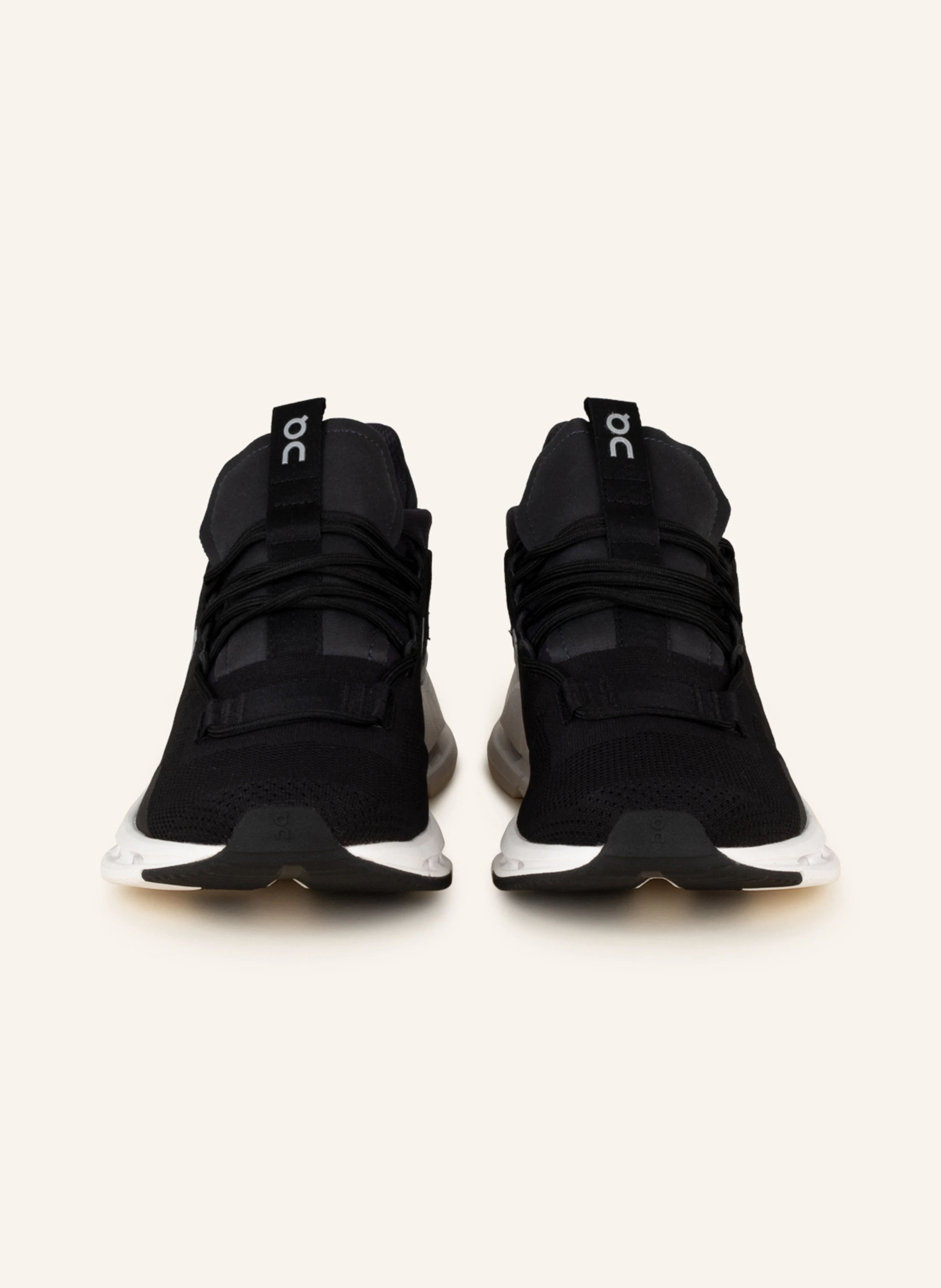 On Sneaker CLOUDNOVA