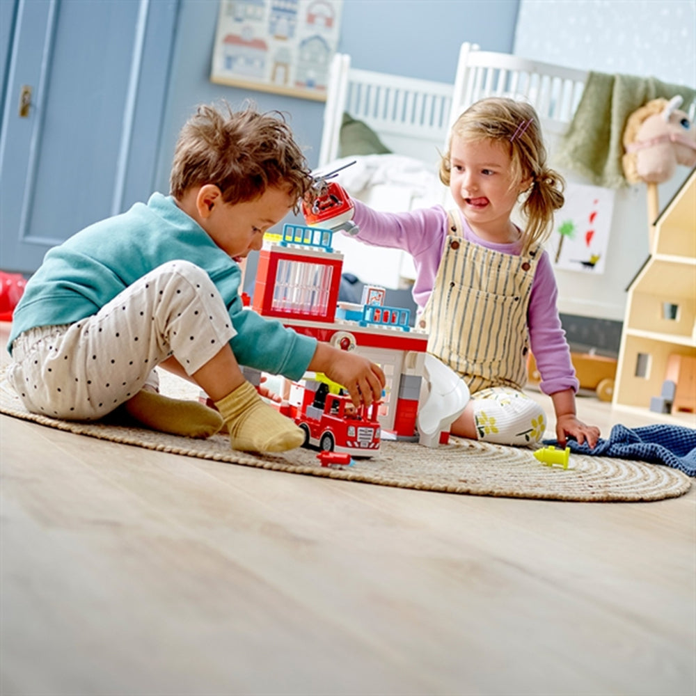 DUPLO® Brandstation og Helikopter - LEGO®