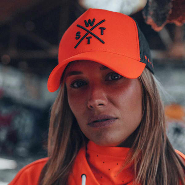 Casquette WATTS TRUCKER CAP EMBOSSE FLUO ORANGE