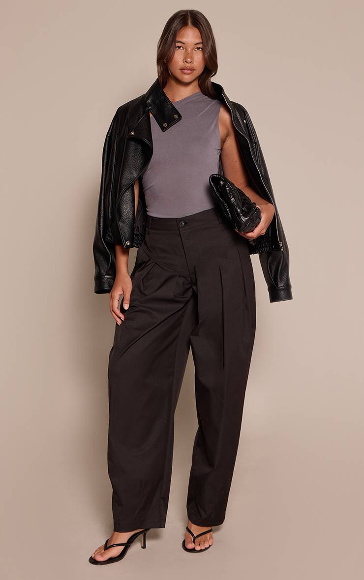 Charcoal Blue Body En Modal Chocolat À Bretelle Asymétrique Et Fronces