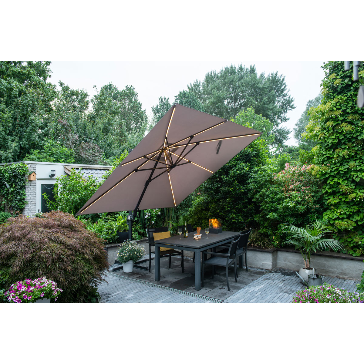 Garden Impressions Hawaii LED zand zweefparasol