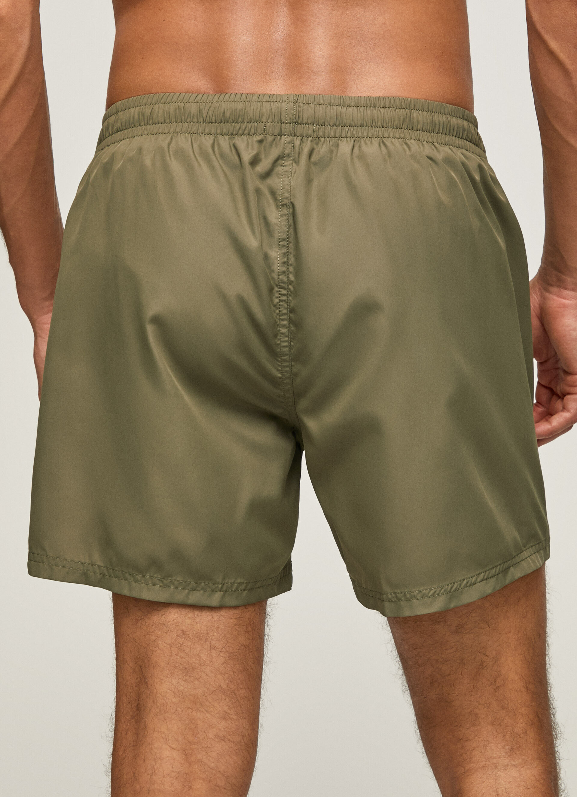 Maiô Finnick Plain Bermuda - verde cáqui Harvard
