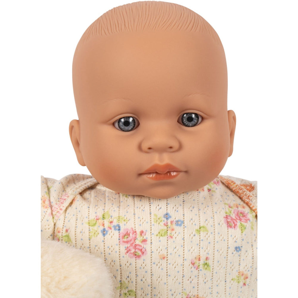 Køb Konges Sløjd Nonoka Bamse Baby Dukke Sæt