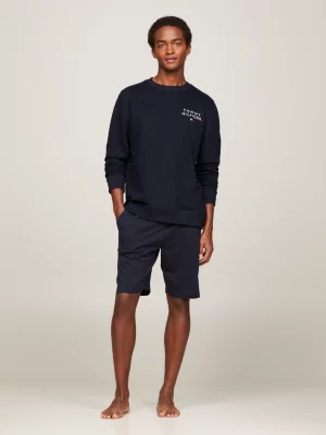 Calções com o logotipo da camisa