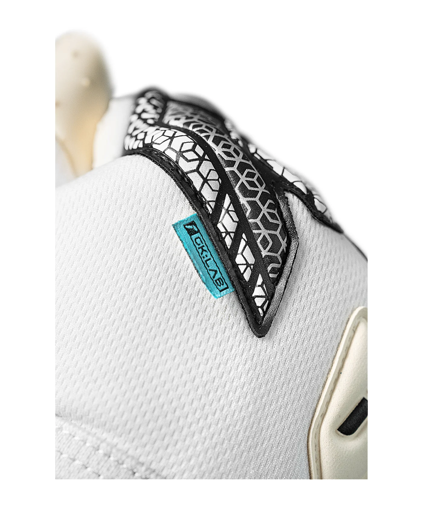 Reusch Attrakt SpeedBump TW-Handschuhe Weiss F1125