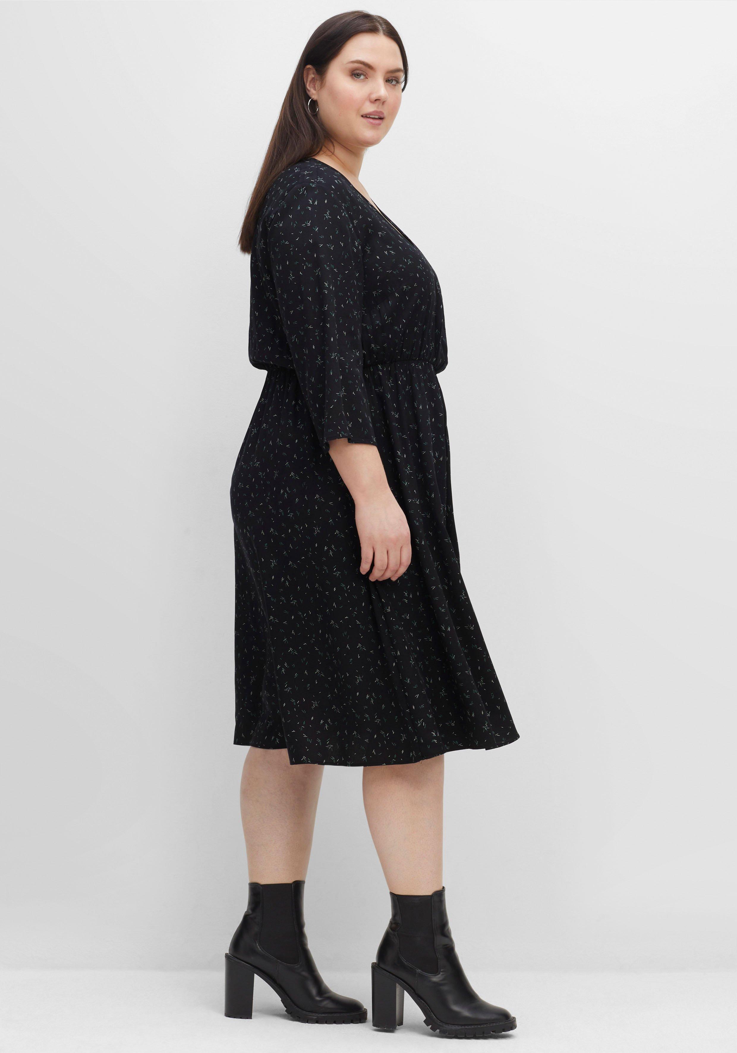 Kleid in Wickeloptik, mit Alloverprint