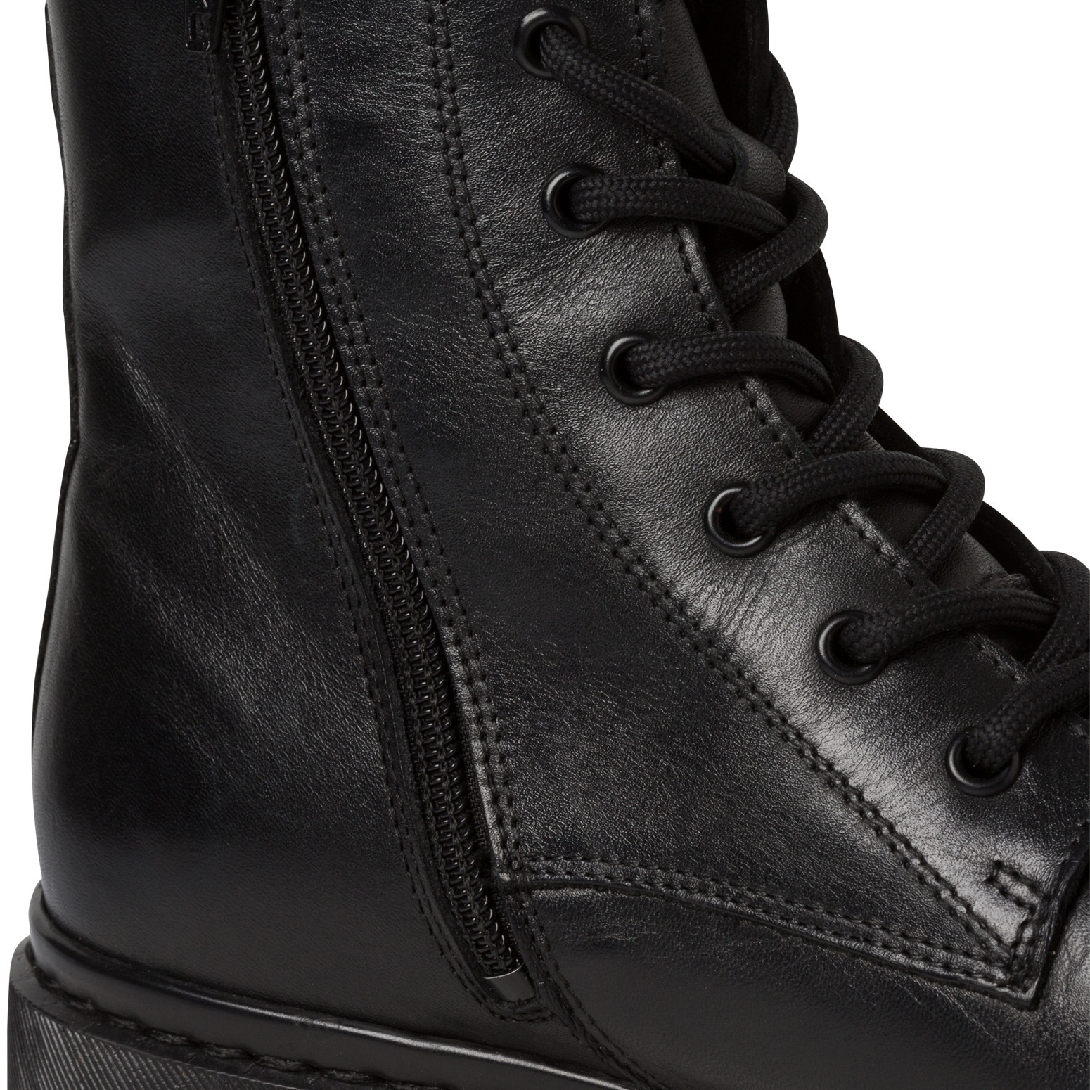 Tamaris Schnürboots  , Schnürstiefelette, Chunky Boots mit logobedruckter Anziehlasche