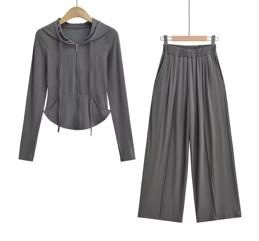 Bazer - Effen hoodie met rits / Broek met wijde pijpen en elastische taille