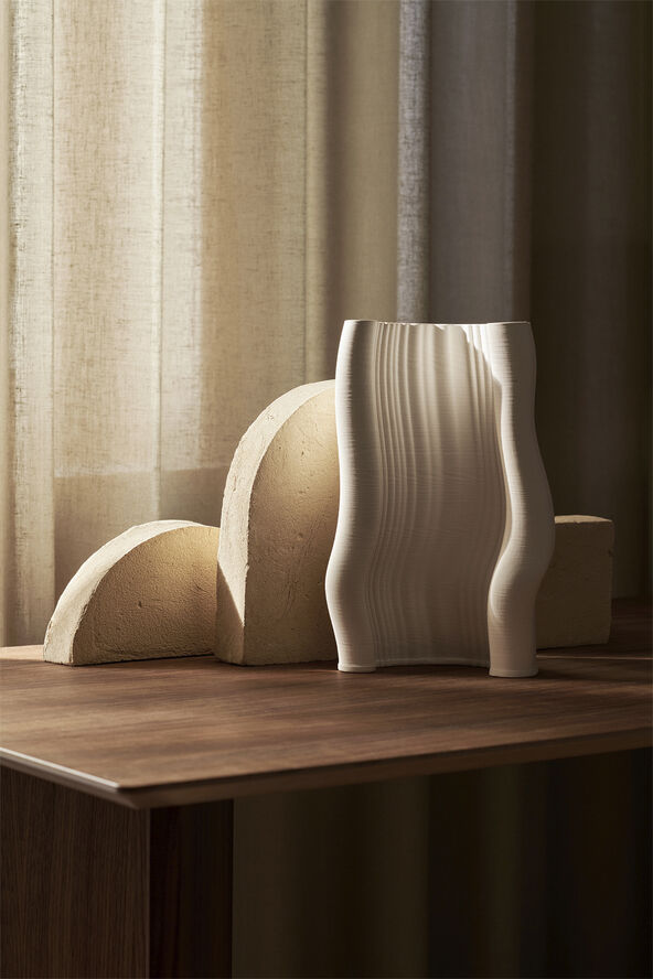 ferm LIVING Moire Vase - Off-White Off-white