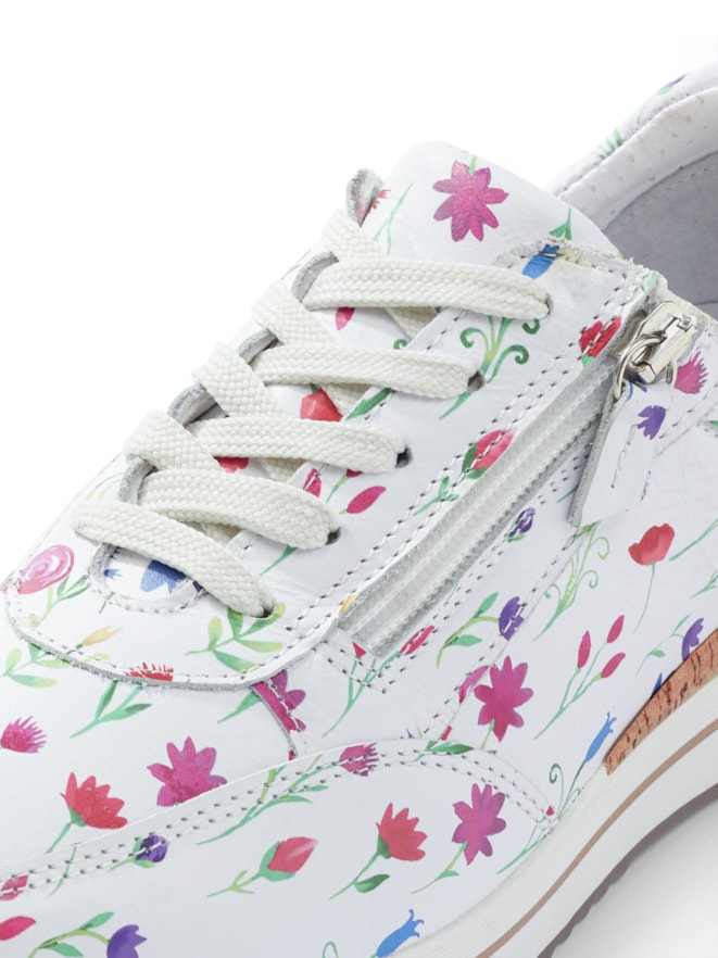 Dynamic-Sneaker