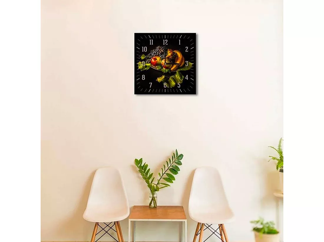 Horloge Murale Décorative Nature Morte Élégante - 30 x 30 cm