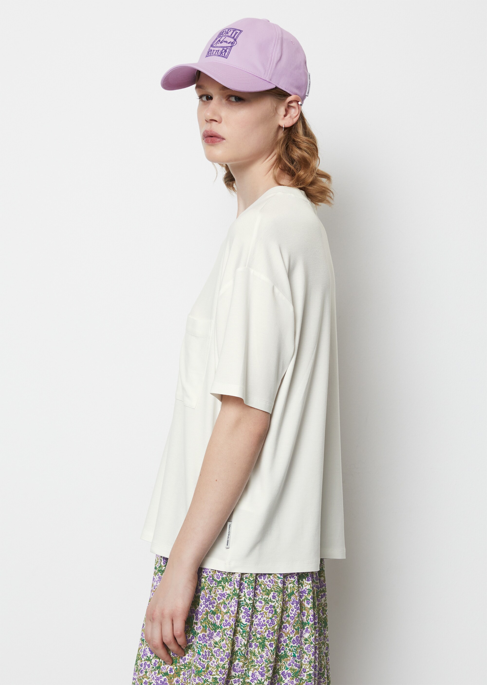 T-Shirt relaxedaus fließendem Viskose-Jersey