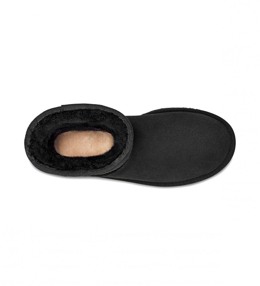 Botas UGG Classic Short II de couro, pretas