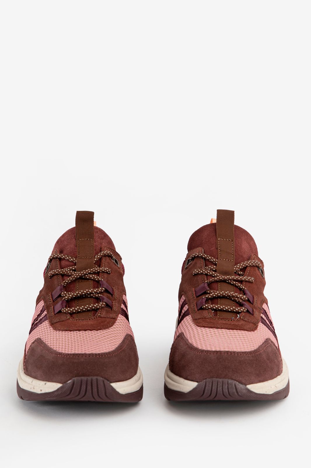 Rode suède sneakers