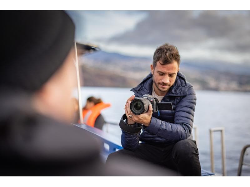 Canon Fotokamera EOS R5 C AV PRO CFexpress SE 512 GB Professionelle Systemkamera für Fotografen und Videoproduzenten mit CFexpress Typ B Speicherkarte