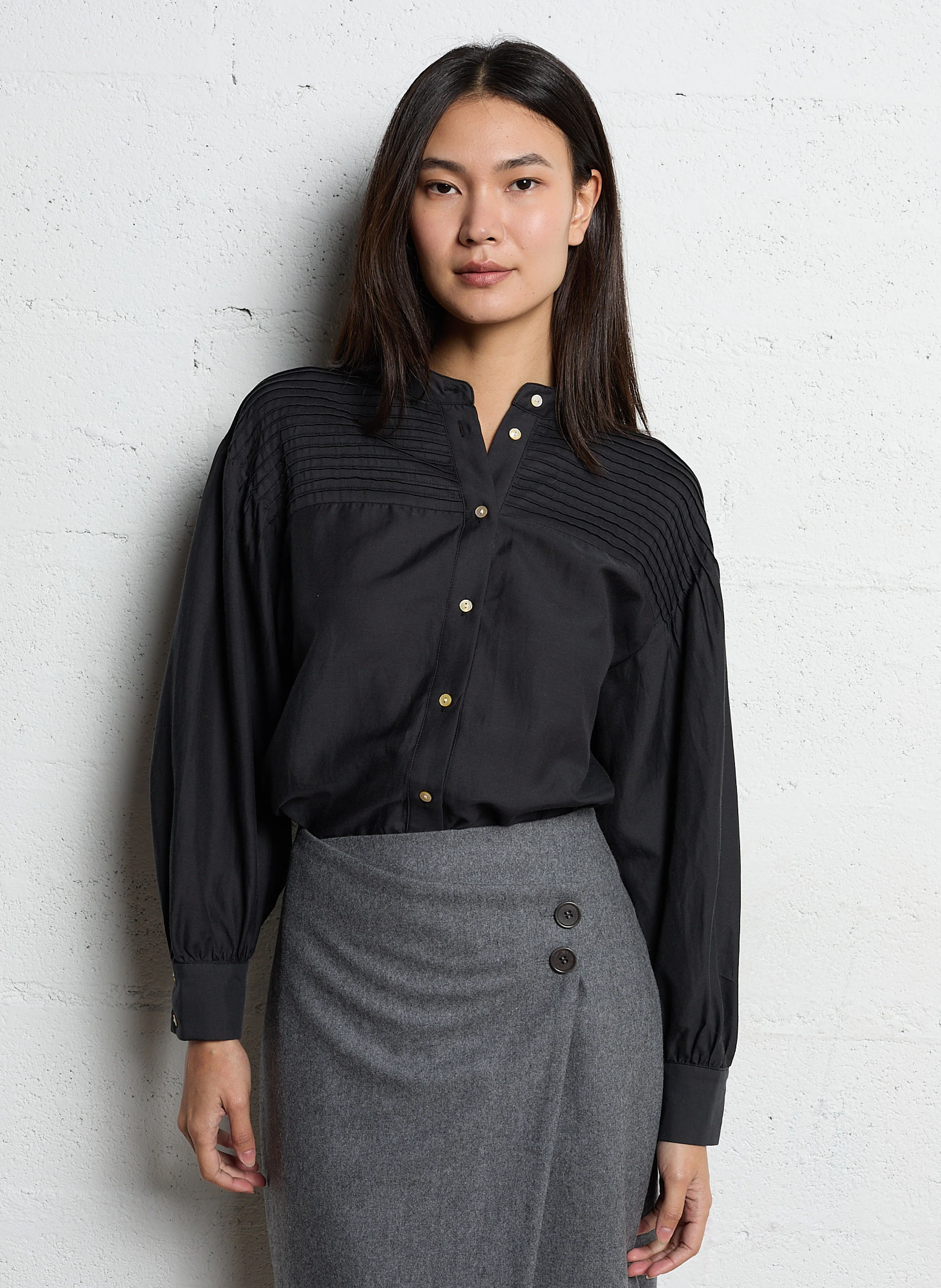 STUDETTA - Chemise col rond en coton mélangé | Noir