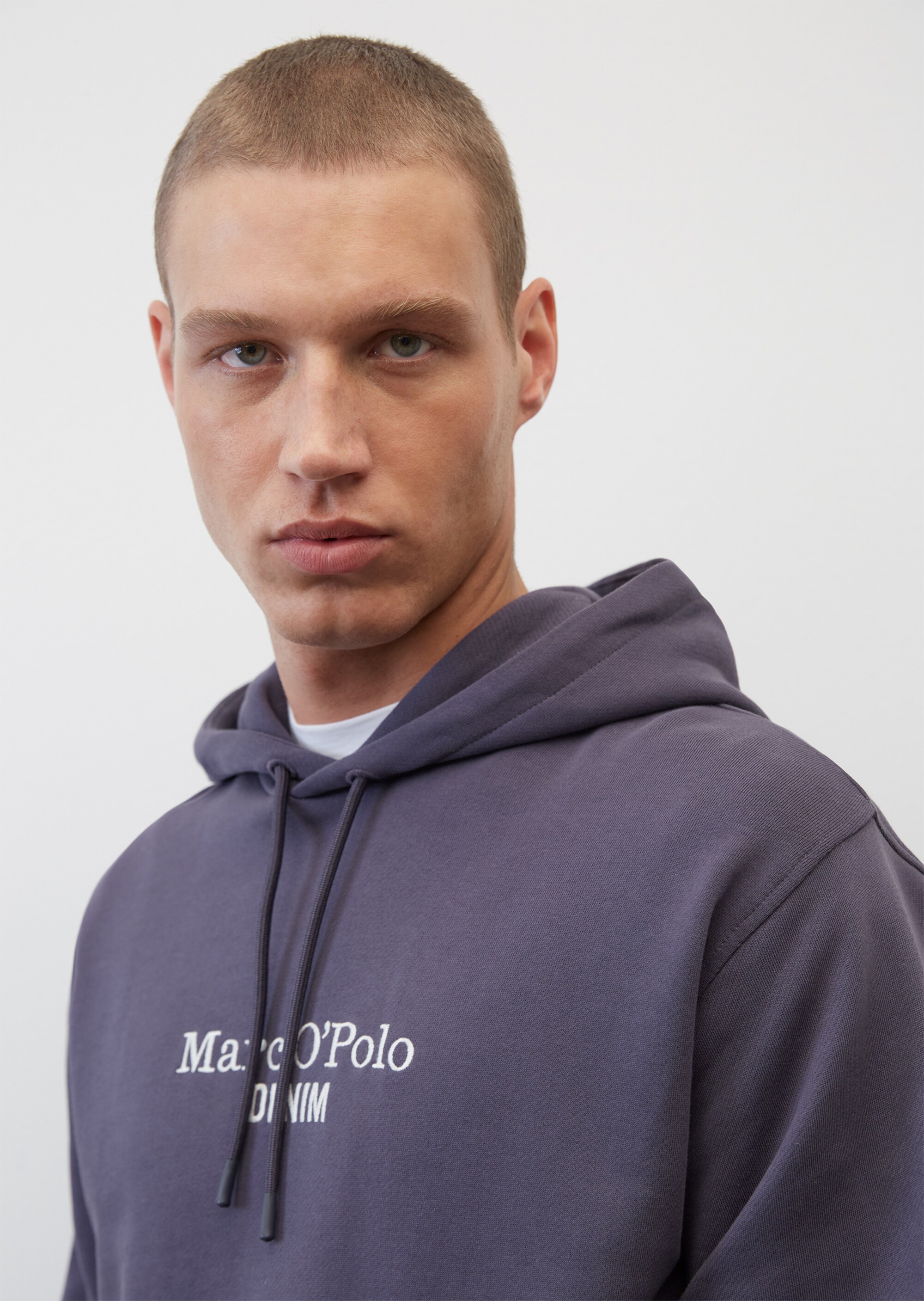 Kapuzen-Sweatshirt relaxed aus reiner Bio-Baumwolle