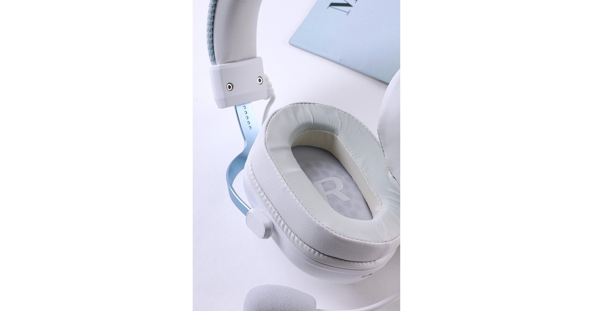 MCHOSES9 Pro Wireless  over-ear gaming headset  (Wit/blauw, PC / laptop / Playstation / Switch / Smartphone, 2.4G / Bluetooth / Wired / Type-C)
