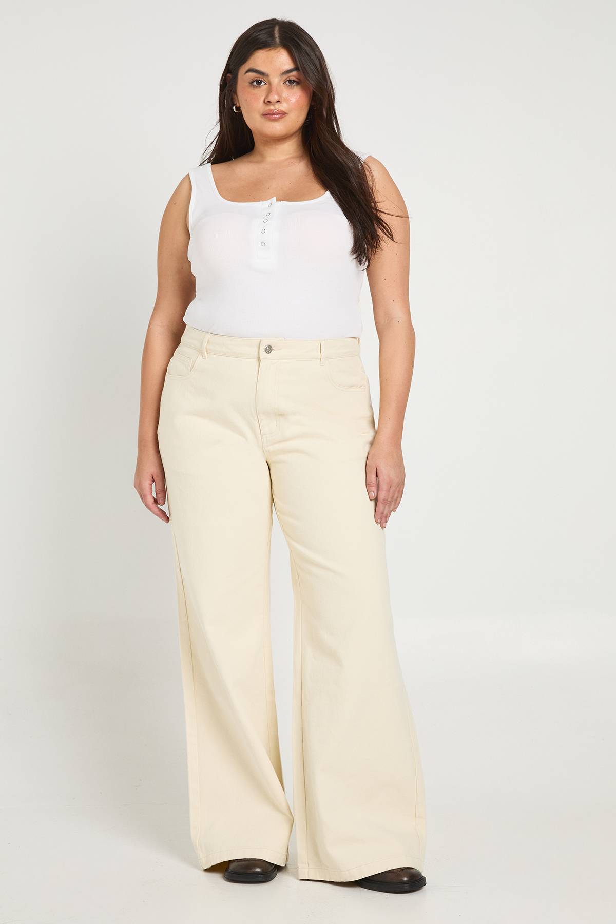 boohoo Jean Écru Large Taille Plus