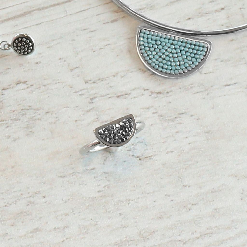Gerecycled stalen ring half rond hematite kristal