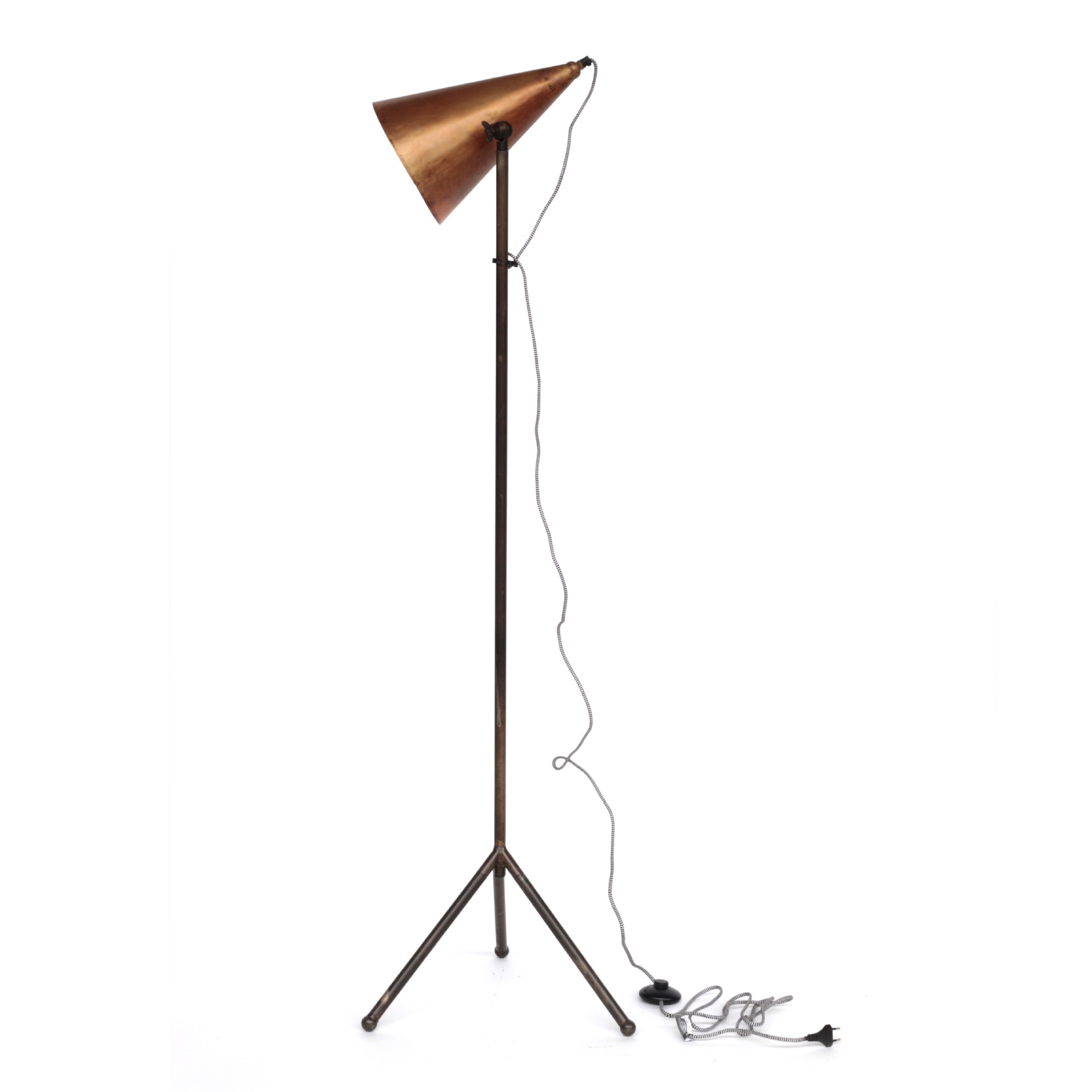 Leuchte 'Tinky', kupfer, T 35 cm, B 45 cm, H 152 cm von fischer's lagerhaus