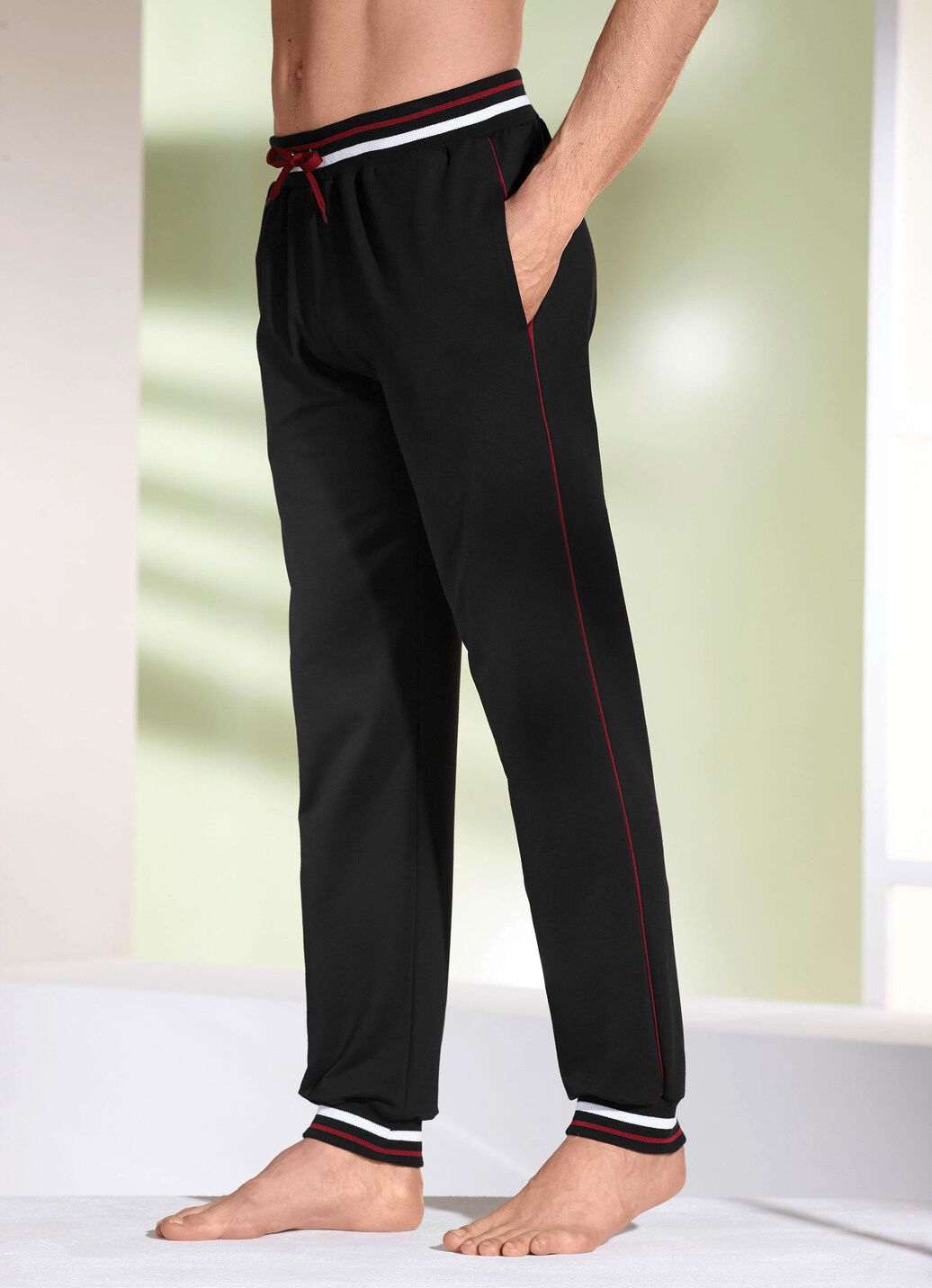 Hose mit Ripp-Bündchen
