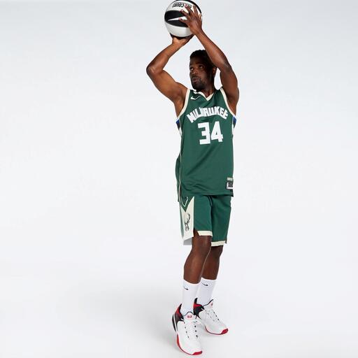 Nike NBA Milwaukee